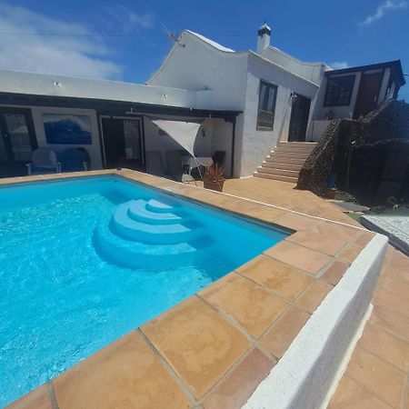 Tipica Lanzarote House Only Adults Bed & Breakfast ติอาส ภายนอก รูปภาพ