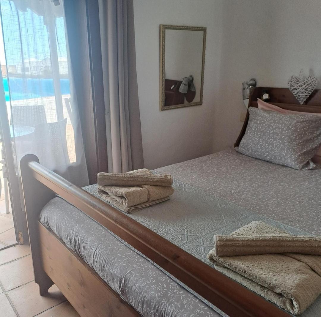 Tipica Lanzarote House Only Adults Bed & Breakfast ติอาส ภายนอก รูปภาพ